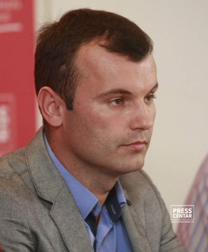 Mladen Grujičić
9/9/2016.